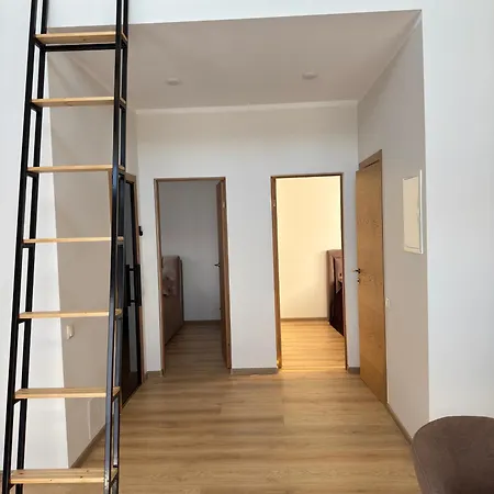 Bergu Skati, Restboat Holiday home